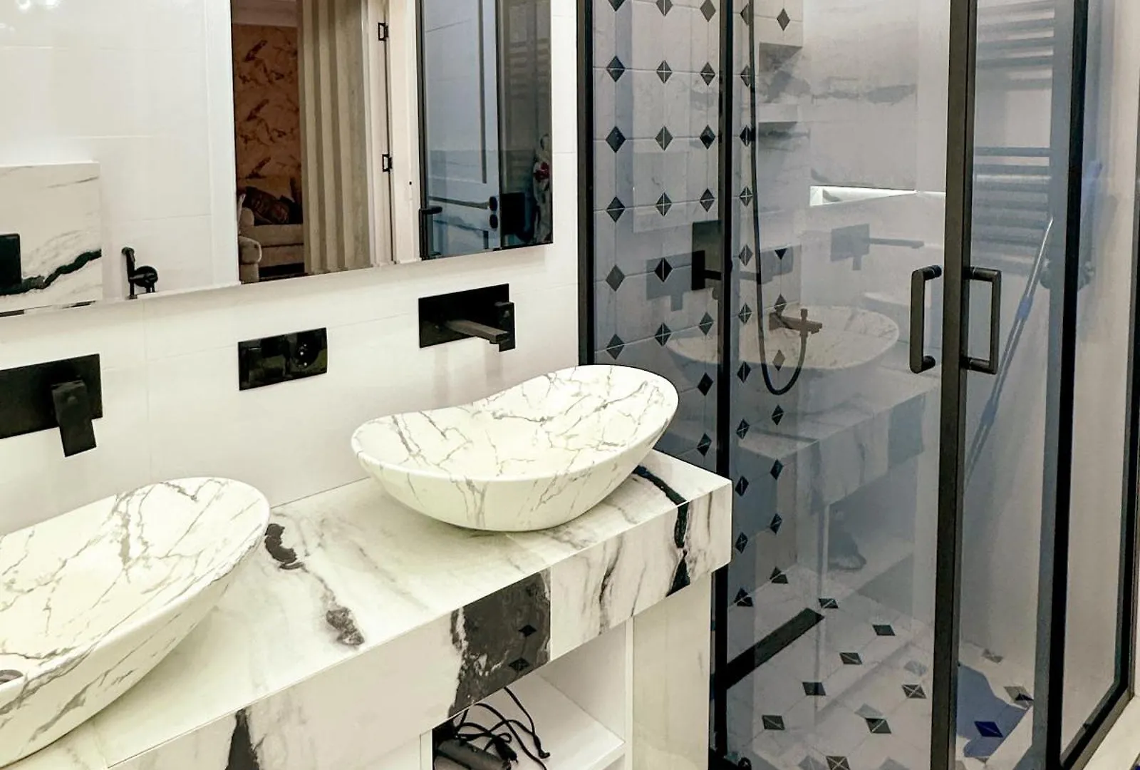 Aparthotel Hilton Blox تبليسي شقة