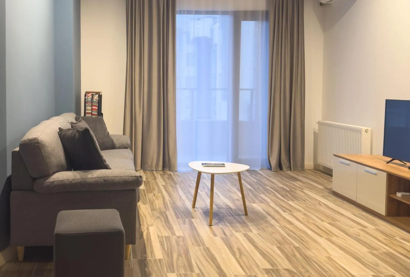 Aparthotel Hilton Blox تبليسي شقة